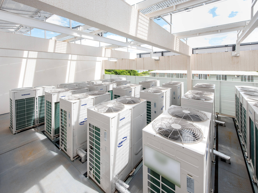 DVM Chiller R32